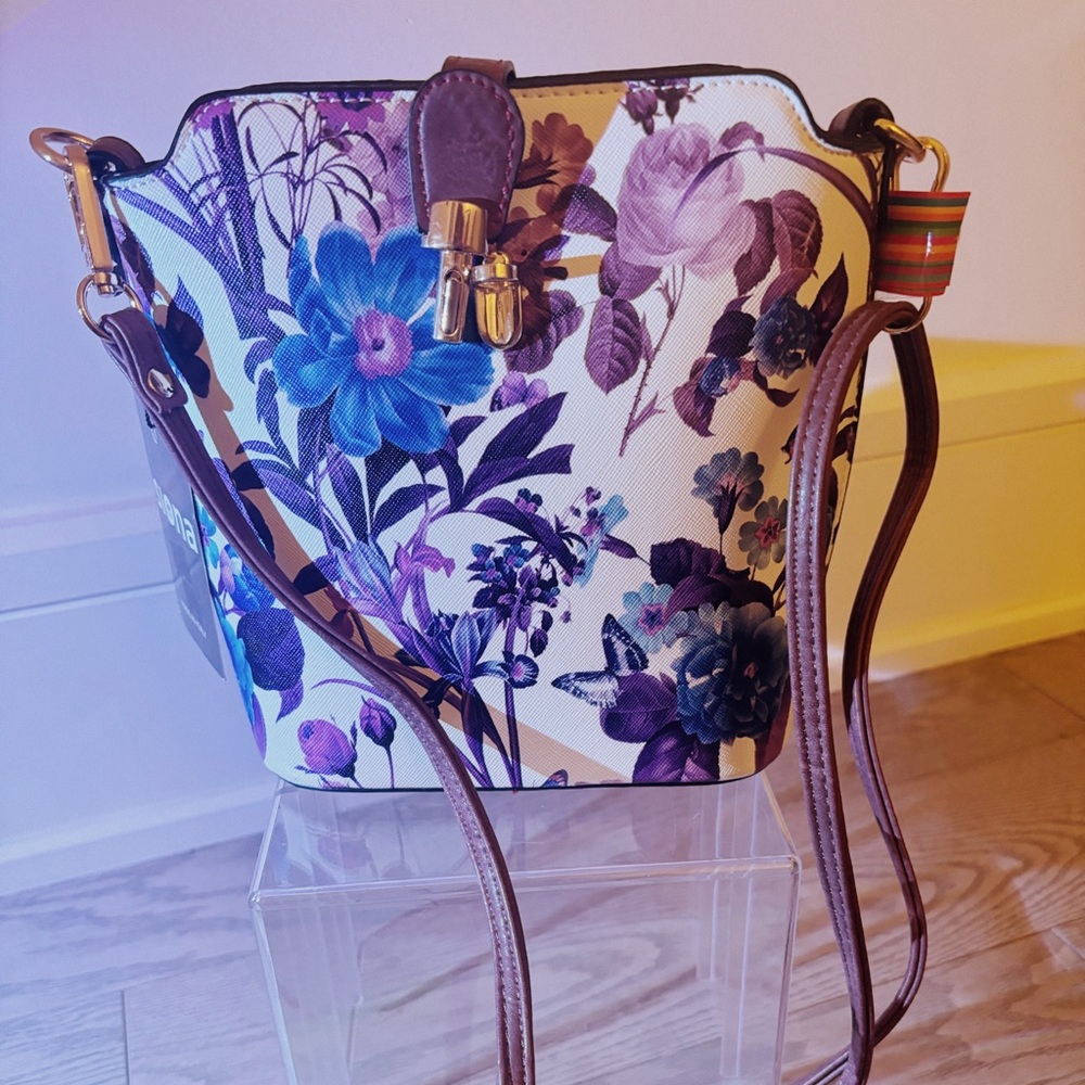 Cute, small floral hand bag